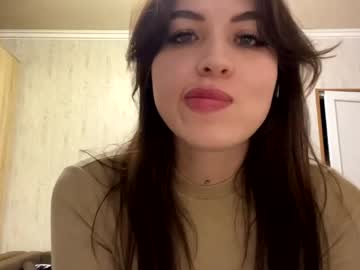 Vickisheline Chaturbate stream image from May 05, 2026