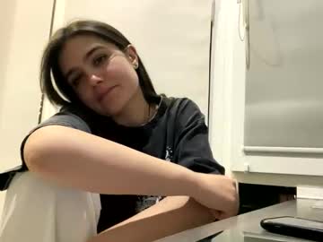 Irisss31 Chaturbate stream image from May 05, 2026