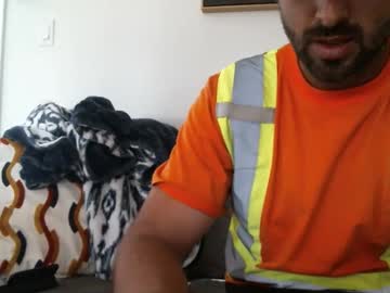Bigcumcanada Chaturbate stream image from May 05, 2026