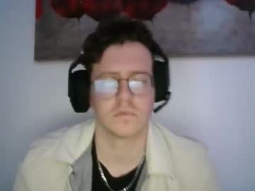 Cutiie2004 Chaturbate stream image from May 05, 2026