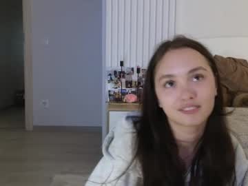 Evi_Woow Chaturbate stream image from May 05, 2026