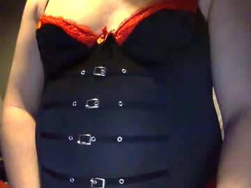 Sash32xx Chaturbate stream image from May 05, 2026