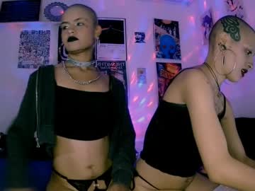 Plutonbluemoon_999 Chaturbate stream image from May 06, 2026