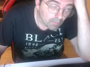 Tchecky2 Chaturbate stream image from May 06, 2026
