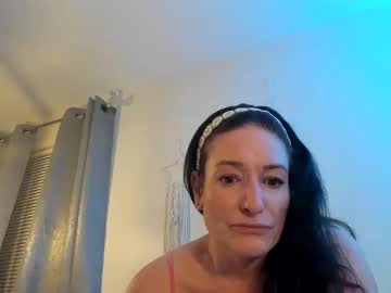 Roxxannafox Chaturbate stream image from May 06, 2026