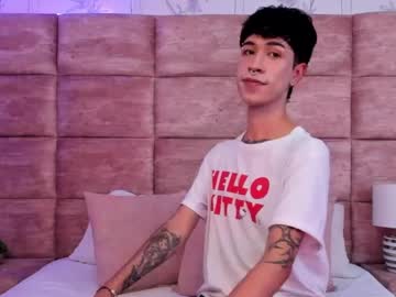 Aidenfoox Chaturbate stream image from May 06, 2026