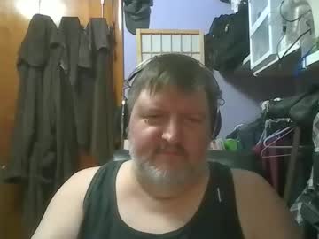 Travlinburn Chaturbate stream image from May 06, 2026