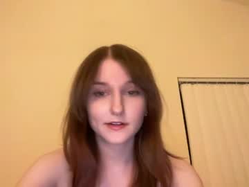 Tinytittytia Chaturbate stream image from May 06, 2026