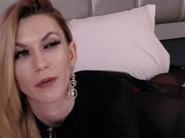 Mayahales Chaturbate stream image from May 06, 2026