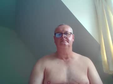 Curiousax77 Chaturbate stream image from May 06, 2026