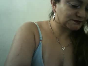Dapnne24 Chaturbate stream image from May 06, 2026