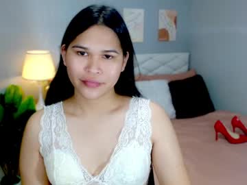 Ellaford Chaturbate stream image from May 06, 2026