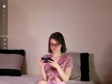 Alexalurexx Chaturbate stream image from May 06, 2026
