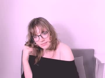 Lilytasty Chaturbate stream image from May 06, 2026