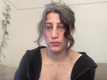 Meena0220 Chaturbate stream image from May 06, 2026