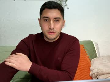 Nuxfertt Chaturbate stream image from May 06, 2026