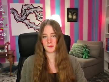 Eviecam Chaturbate stream image from May 06, 2026