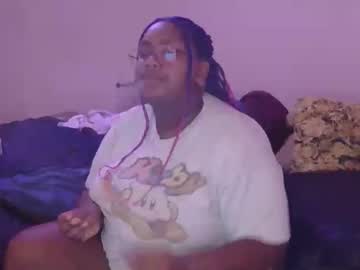 Misstrezzkristina Chaturbate stream image from May 06, 2026
