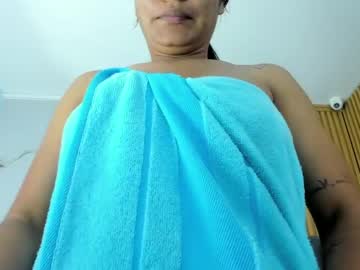 Mileyjoas Chaturbate stream image from May 06, 2026