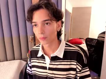 Jessy_Withe Chaturbate stream image from May 07, 2026
