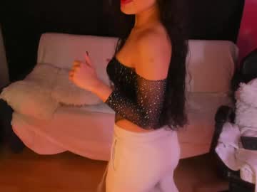 Rosario215_ Chaturbate stream image from May 07, 2026