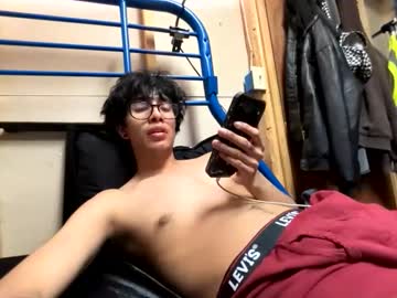 Eliasssandres Chaturbate stream image from May 07, 2026