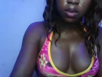 Juicyyxboobs Chaturbate stream image from May 07, 2026