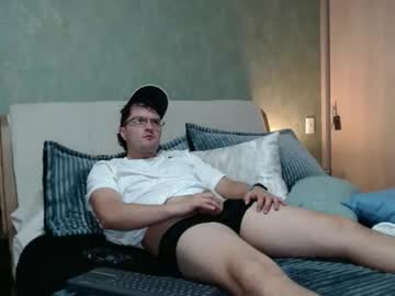 Steve_Hornyboy Chaturbate stream image from May 07, 2026