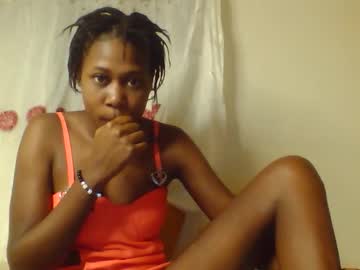 Tresyamber Chaturbate stream image from May 07, 2026