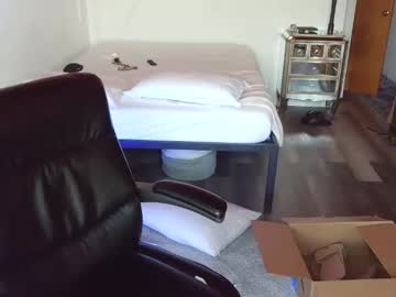 Treytronic Chaturbate stream image from May 07, 2026