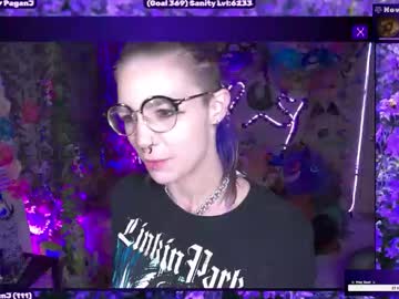 Wildwylie Chaturbate stream image from May 07, 2026