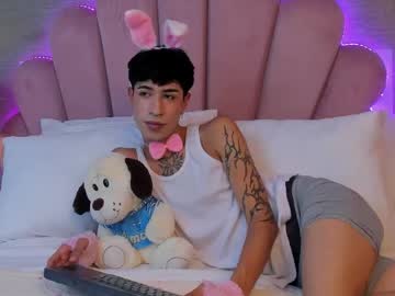 Aidenfoox Chaturbate stream image from May 07, 2026