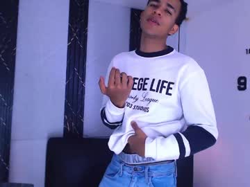 Aston_Vera Chaturbate stream image from May 07, 2026
