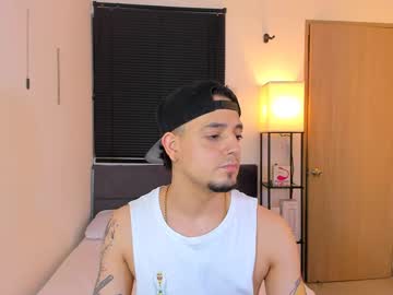 Kendel_Dimitri Chaturbate stream image from May 07, 2026