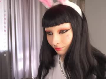 Lynngroves Chaturbate stream image from May 07, 2026