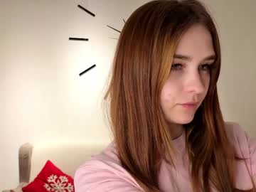Mollygane Chaturbate stream image from May 07, 2026