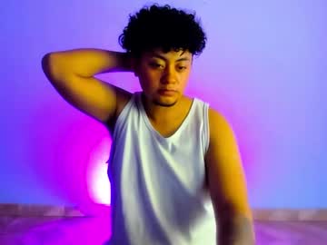 Adrienyuliancorreacastro Chaturbate stream image from May 07, 2026