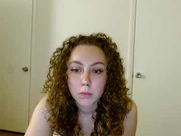 Lunardaze Chaturbate stream image from May 07, 2026
