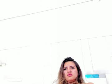 Megan_Gloow Chaturbate stream image from May 07, 2026