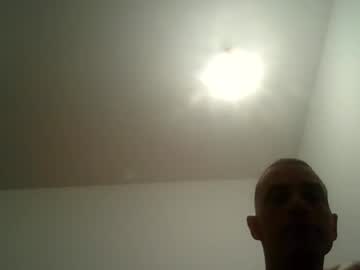 Showherenow Chaturbate stream image from May 07, 2026