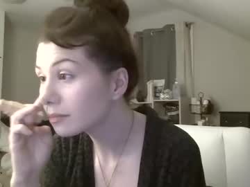 Alainaseren Chaturbate stream image from May 07, 2026