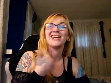 Babymommasmilk Chaturbate stream image from May 07, 2026