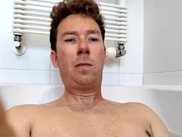 Excuteboy Chaturbate stream image from May 07, 2026