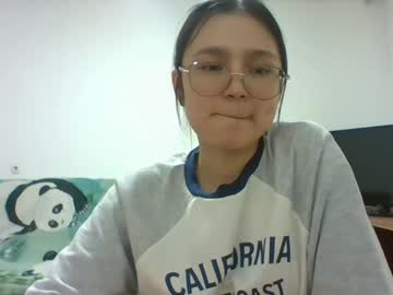 Audrapapakostas Chaturbate stream image from May 07, 2026