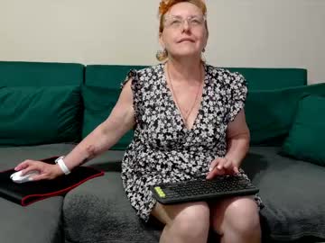 Joannaandneighbour Chaturbate stream image from May 07, 2026