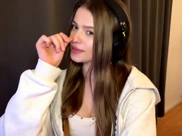 Flannelflutter Chaturbate stream image from May 07, 2026
