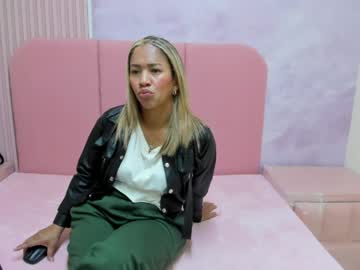 Laura_Aura26 Chaturbate stream image from May 07, 2026