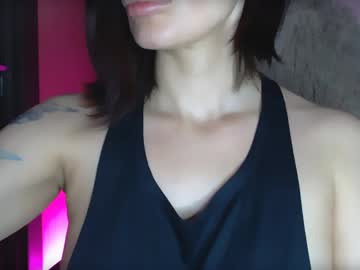 Misslovexq Chaturbate stream image from May 07, 2026