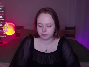 Selenalily Chaturbate stream image from May 07, 2026
