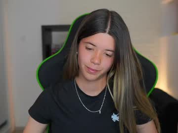 Karynaluss Chaturbate stream image from May 07, 2026